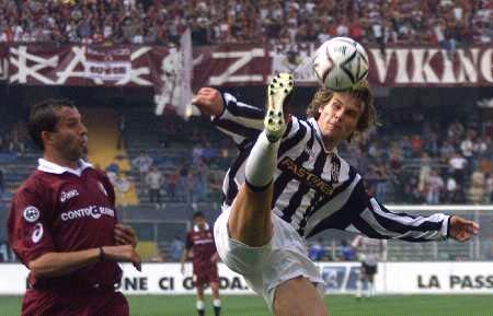 足球英超名帅不满密集赛程：太夸张