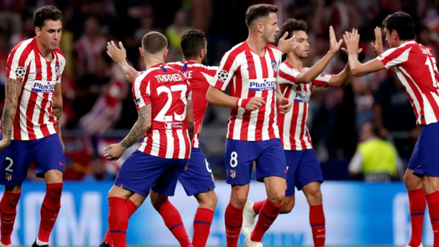 官方：德甲、德乙球场内的记分牌和屏幕将显示实际补时时间（官宣：德甲、德乙球场记分牌与大屏将同步显示实际补时时间）