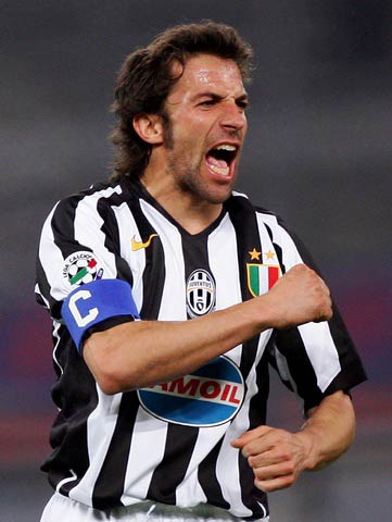 加斯佩里尼谈被罚下：我是正常的抗议动作，可能四官想成焦点（加斯佩里尼谈染红：我的抗议很正常，或因第四官员想抢镜）