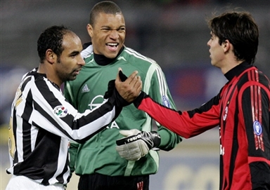 邮报：马奎尔被指控希腊袭击警察案将在今年10月8日重新开庭（《邮报》：马奎尔涉希腊袭警案将于10月8日重审开庭）