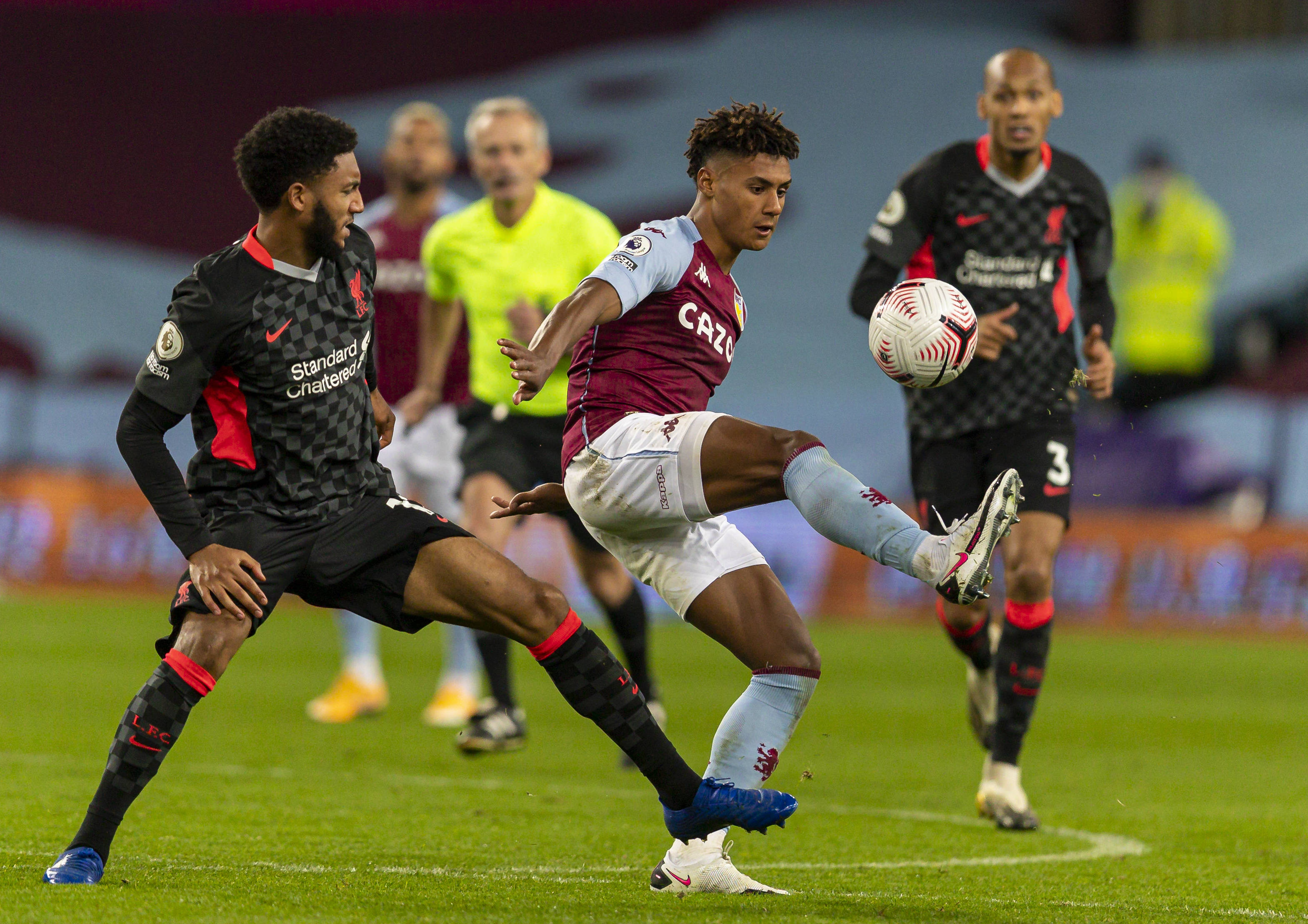 博主：此前长期养伤的国安外援斯帕伊奇正式归队（据博主消息，久伤缺阵的国安外援斯帕伊奇已正式回归球队）