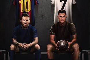 1次退赛引热议！郑钦文敢拒聚光灯，是遗憾还是冠军格局？（一次退赛成焦点：郑钦文选择不追光，是遗憾还是王者心态？）