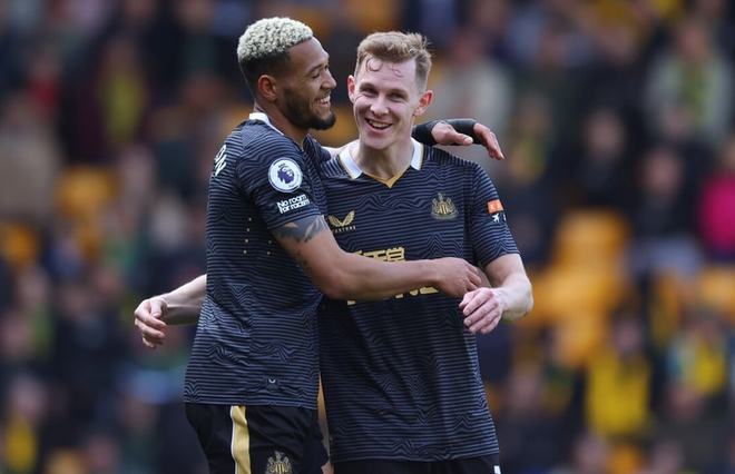 反转！皇马求齐达内救火至赛季末？传奇帅位悬念藏双重博弈（剧情反转？皇马欲请齐达内季末前火线回归，传奇帅位悬而未决暗藏双重博弈）