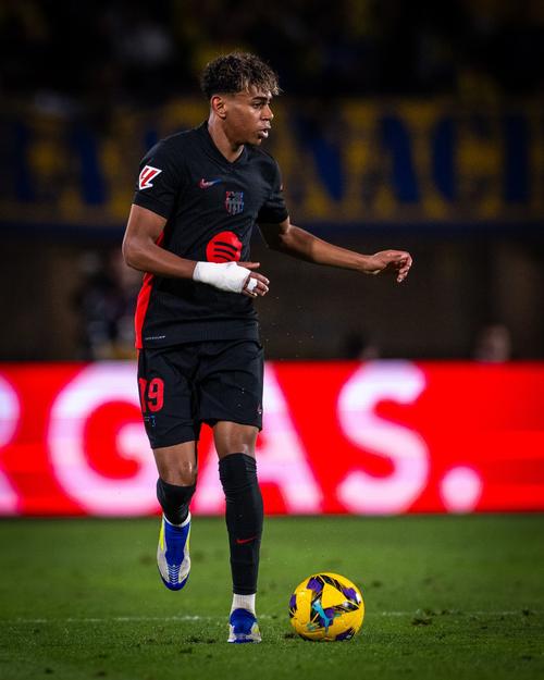 回德甲？斯基拉：沃尔夫斯堡有意冬窗引进菲尔克鲁格（斯基拉：狼堡计划冬窗求购菲尔克鲁格，德甲回归在望？）