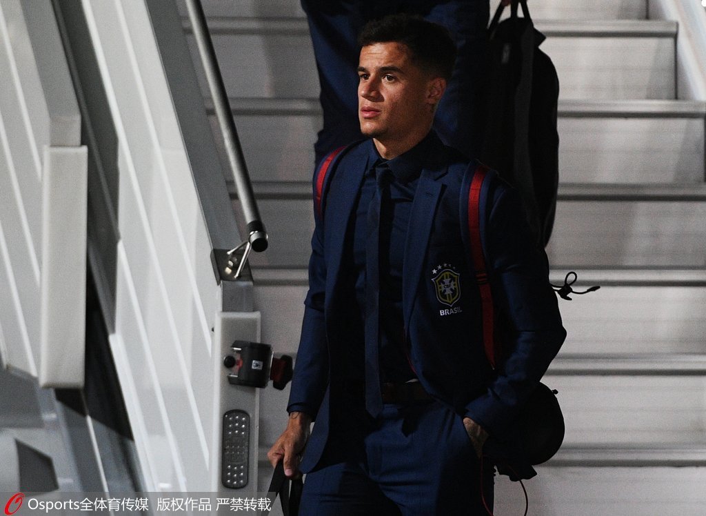 轻伤不下火线！记者：姆巴佩左手无名指骨折，但仍将出战曼城（记者：姆巴佩左手无名指骨折，仍将带伤出战曼城）