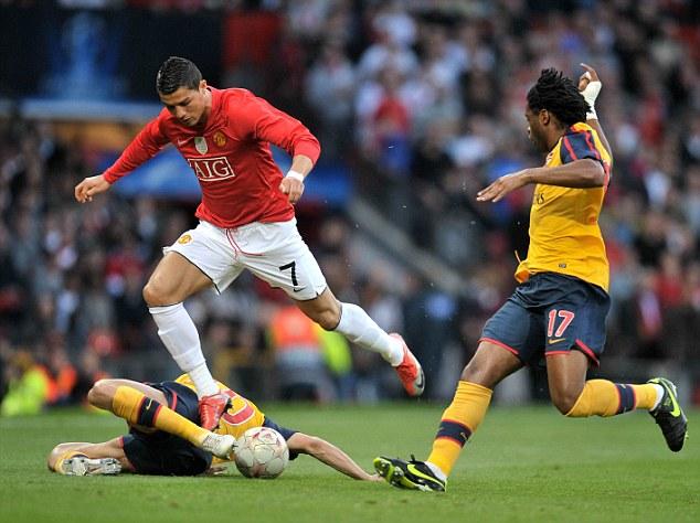 姆彭扎暗示魔力鸟可能选择纽卡斯尔，塔帅对球员的定位越来越清晰（姆彭扎称穆帅或将执教纽卡，塔帅对球员角色日益清晰）