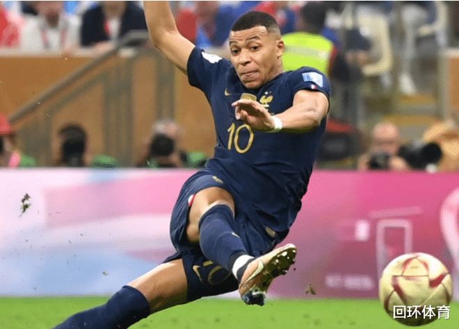 马特乌斯：德国队仍是世界杯夺冠热门；没有谁不可替代（马特乌斯：德国队依旧是世界杯争冠头号热门，球队里无人不可替代）