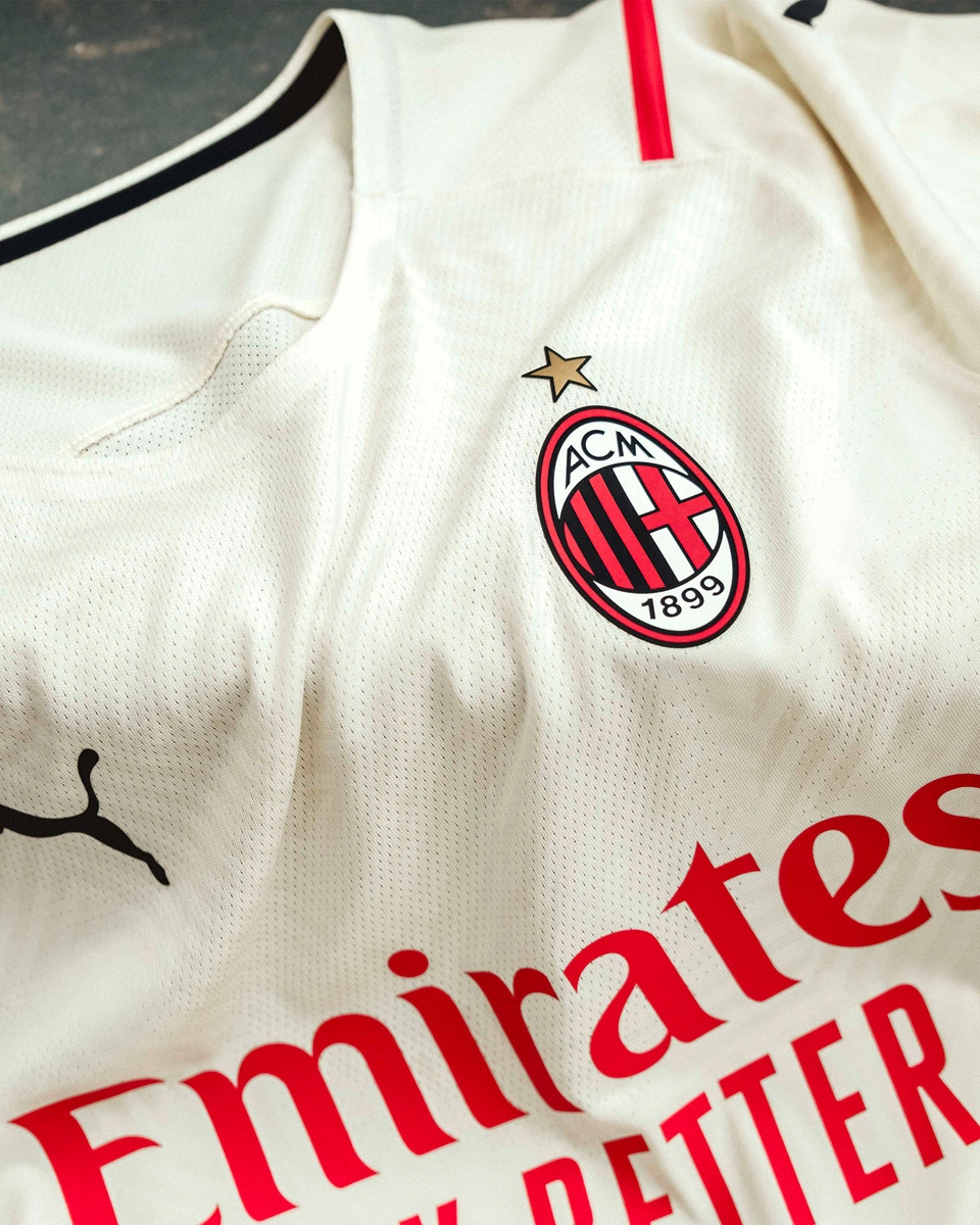 肖赧谈中超赛程安排：倒数第二轮不同时开球这一点就挺业余（肖赧批评中超赛程安排：次末轮未同步开球太业余）