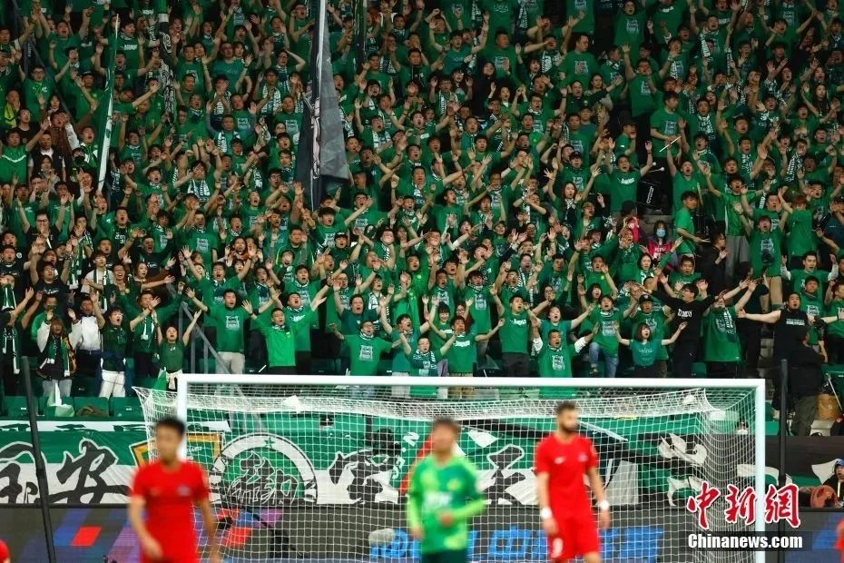 世俱杯金靴赔率：迪马利亚淘汰仍第1 凯恩紧咬（世俱杯金靴赔率更新：迪马利亚出局仍领跑，凯恩紧追不舍）