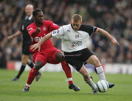 丁宁的“新发球局”（丁宁的发球新篇章）