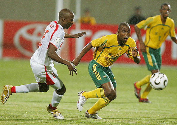 看似稳局却暗藏危机（表面平静却危机四伏）